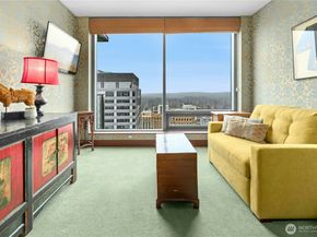 650 Bellevue Way NE 3705, Bellevue WA 98004