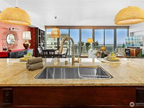 650 Bellevue Way NE 3705, Bellevue WA 98004