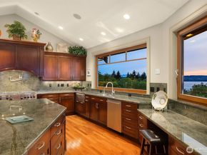 1443 Scurlock Lane, Mukilteo WA 98275