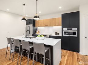 1723 NW 63rd Street, Seattle WA 98107