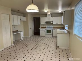 2008 Shattuck Avenue S, Renton WA 98055