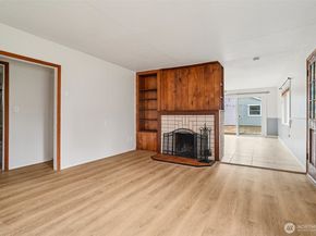 17205 Spruce Way, Lynnwood WA 98037