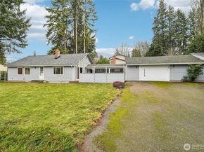17205 Spruce Way, Lynnwood WA 98037