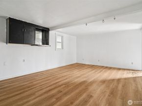 17205 Spruce Way, Lynnwood WA 98037