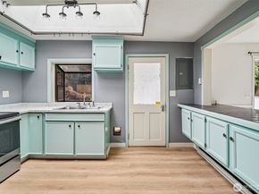 17205 Spruce Way, Lynnwood WA 98037