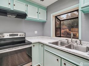 17205 Spruce Way, Lynnwood WA 98037