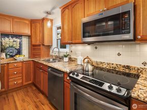 16042 Lake Hills Boulevard, Bellevue WA 98008