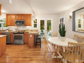 16042 Lake Hills Boulevard, Bellevue WA 98008