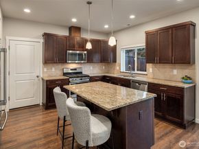 17910 8th Place W, Lynnwood WA 98037