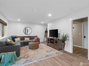 5951 NW Newberry Hill Road, Silverdale WA 98383