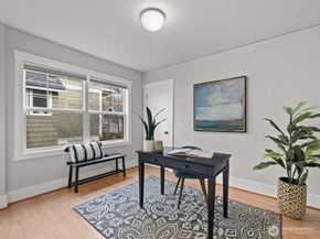 7532 9th Avenue NE, Seattle WA 98115