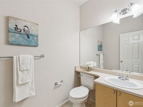 2680 139th Avenue SE 59, Bellevue WA 98005