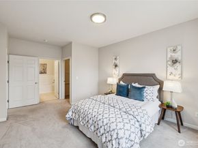 2680 139th Avenue SE 59, Bellevue WA 98005