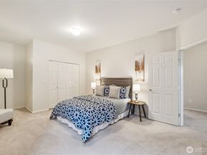 2680 139th Avenue SE 59, Bellevue WA 98005