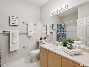 2680 139th Avenue SE 59, Bellevue WA 98005