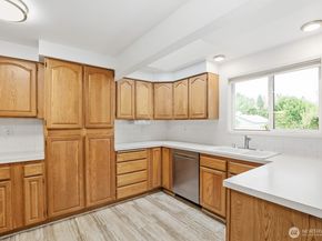 2821 NE Wyoming Street, Bremerton WA 98310