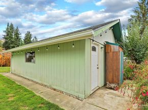 2821 NE Wyoming Street, Bremerton WA 98310