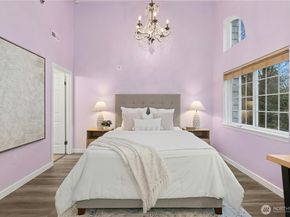 601 12th Avenue NW E4, Issaquah WA 98027