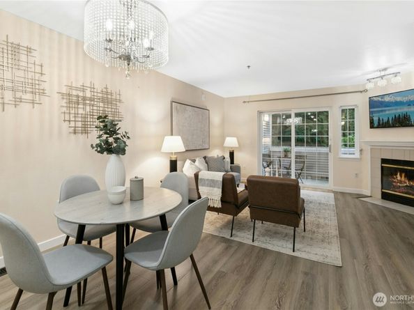 601 12th Avenue NW E4, Issaquah WA 98027