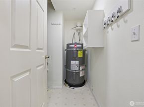 4133 224th Lane SE 103, Issaquah WA 98029