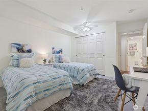 4133 224th Lane SE 103, Issaquah WA 98029