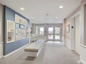 4133 224th Lane SE 103, Issaquah WA 98029