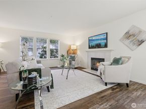 4133 224th Lane SE 103, Issaquah WA 98029