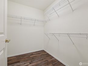 4133 224th Lane SE 103, Issaquah WA 98029