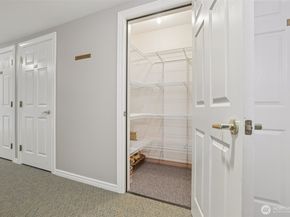 4133 224th Lane SE 103, Issaquah WA 98029