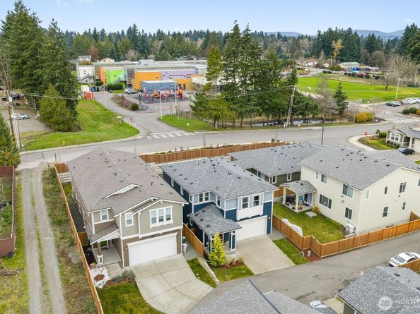 28015 40th Place S, Auburn WA 98001