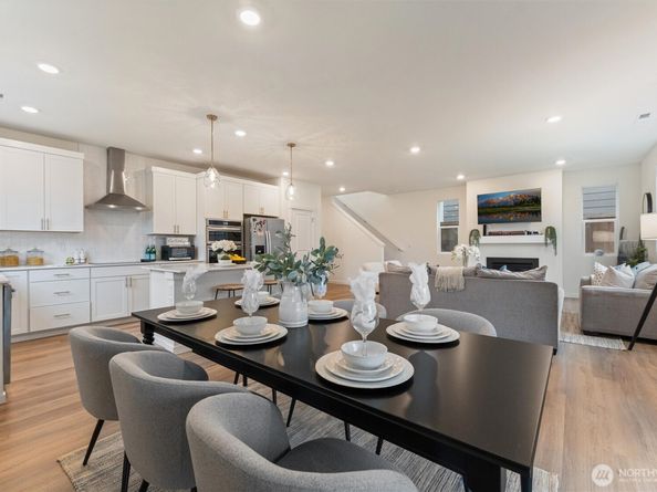 28015 40th Place S, Auburn WA 98001