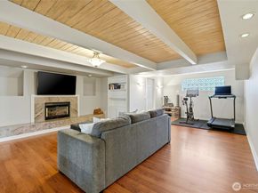 32130 27th Avenue SW, Federal Way WA 98023