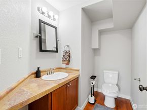 32130 27th Avenue SW, Federal Way WA 98023