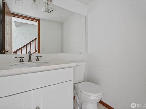 12600 4th Avenue W 7H, Everett WA 98204