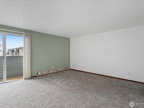 12600 4th Avenue W 7H, Everett WA 98204