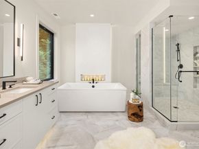 12905 SE 4th Place, Bellevue WA 98005