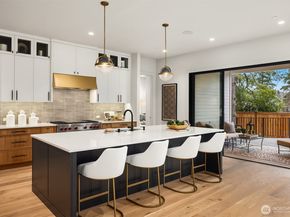 12905 SE 4th Place, Bellevue WA 98005