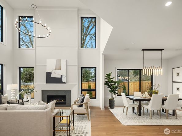 12905 SE 4th Place, Bellevue WA 98005