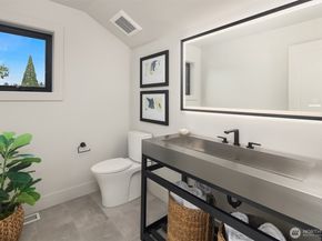 12905 SE 4th Place, Bellevue WA 98005