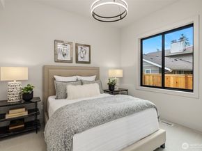 12905 SE 4th Place, Bellevue WA 98005