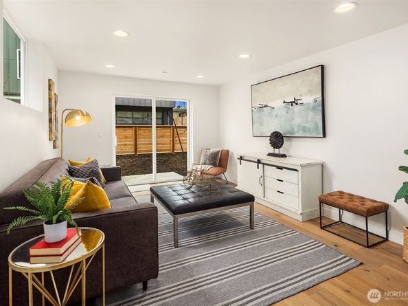 13546 39th Avenue NE, Seattle WA 98125