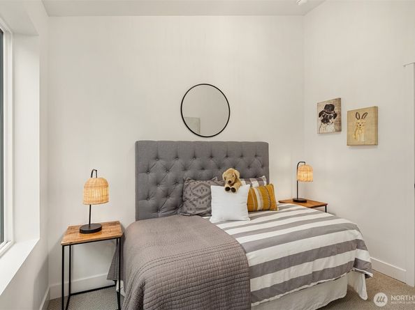 13546 39th Avenue NE, Seattle WA 98125