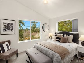 13546 39th Avenue NE, Seattle WA 98125