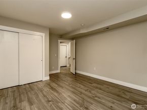 12725 Roosevelt Way NE, Seattle WA 98125