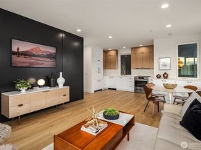 3606 Francis Avenue N, Seattle WA 98103