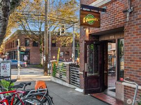 3606 Francis Avenue N, Seattle WA 98103