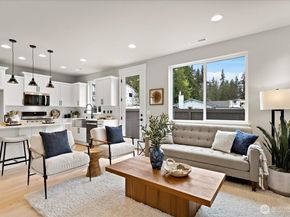 201 156th Place SW MG 13, Lynnwood WA 98087