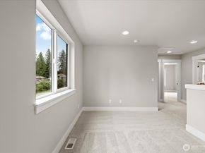 201 156th Place SW MG 13, Lynnwood WA 98087
