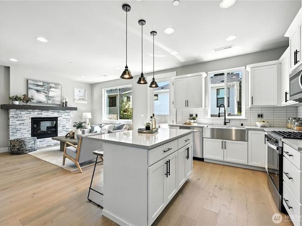 201 156th Place SW MG 13, Lynnwood WA 98087