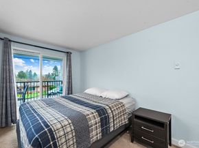 9200 Greenwood Avenue N 104, Seattle WA 98103